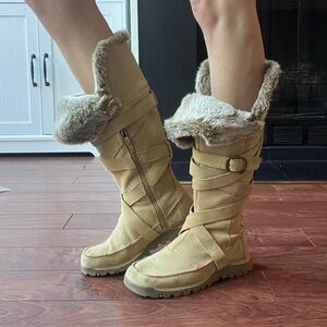 Vintage Y2K Sketchers Suede and Faux fur square toe knee high boots
